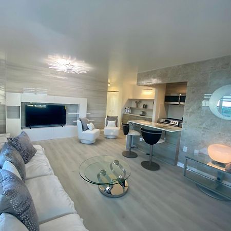 Panoramic Luxurious Waterfront One Bedroom Apartment With Miami Skyline View Free Parking 5Min Drive To 迈阿密海滩 外观 照片