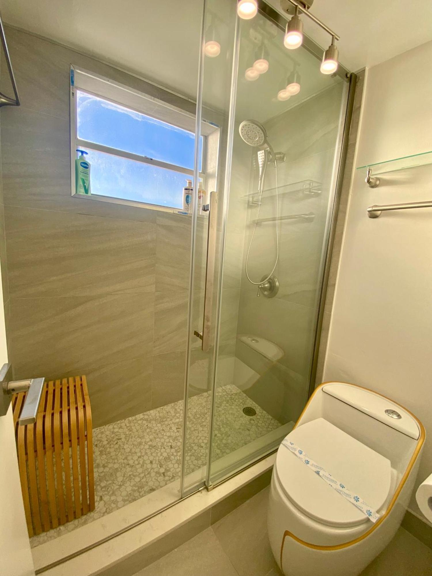 Panoramic Luxurious Waterfront One Bedroom Apartment With Miami Skyline View Free Parking 5Min Drive To 迈阿密海滩 外观 照片