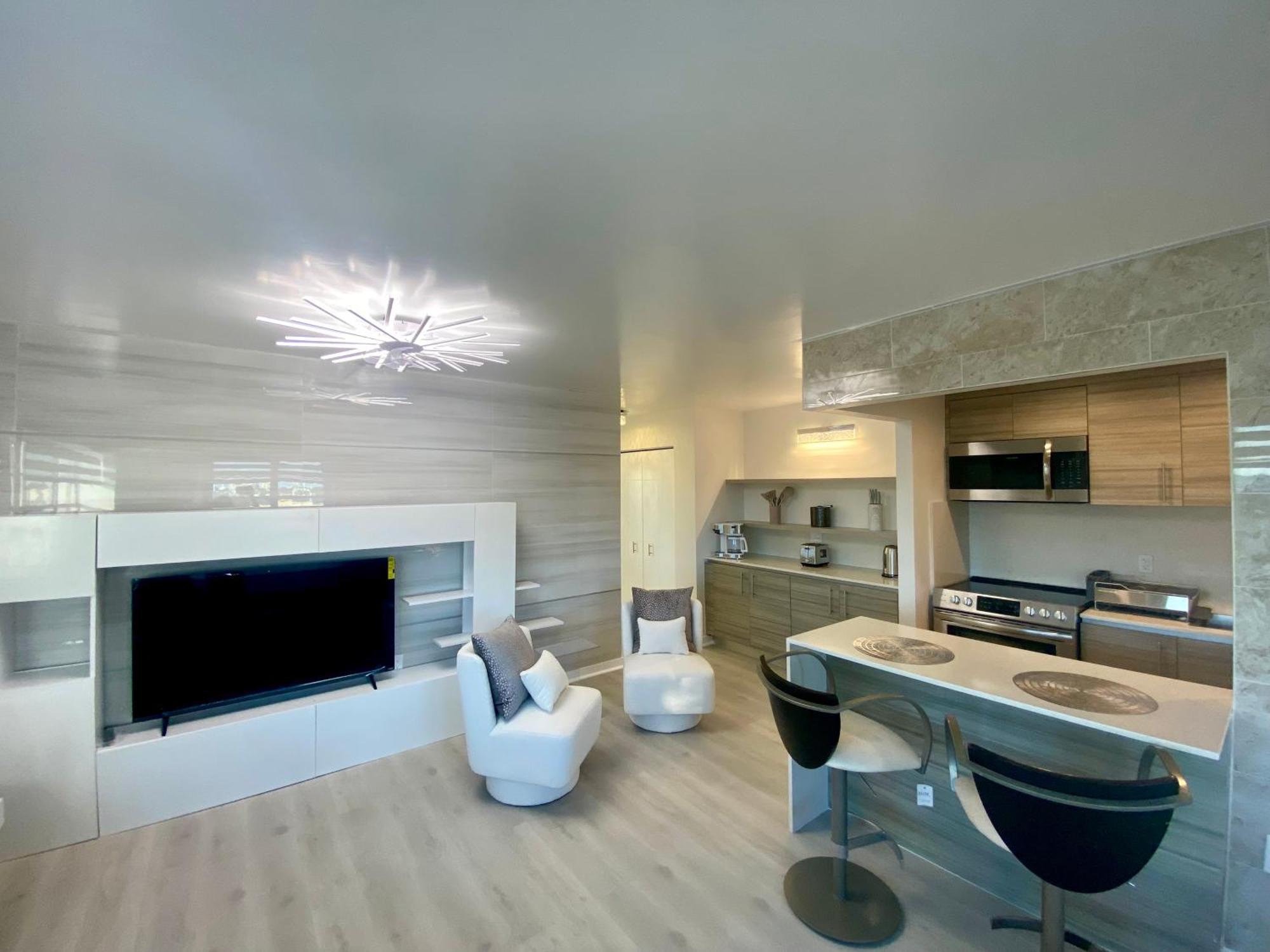 Panoramic Luxurious Waterfront One Bedroom Apartment With Miami Skyline View Free Parking 5Min Drive To 迈阿密海滩 外观 照片